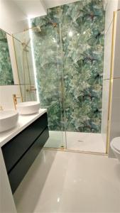 A bathroom at Plaza Tower Apartament, Sauna, Targi Kielce