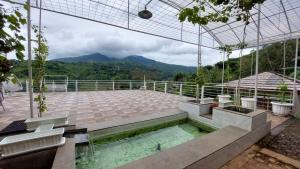 Pemandangan gunung umum atau pemandangan gunung yang diambil dari vila ini