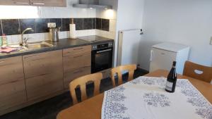 Cucina o angolo cottura di Ferienwohnungen Zechmeister