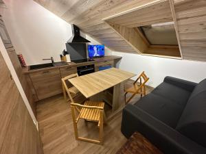 Fotografia z galérie ubytovania Studio de 20m2 mansardé v destinácii La Chapelle-dʼAbondance