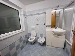 Koupelna v ubytování Cèsa Sot Bosch
