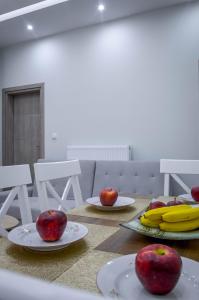 Fotografie z fotogalerie ubytování Renovated 2BD house close to Pireus port v destinaci Piraeus