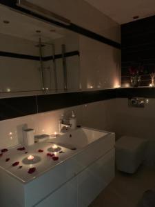Kúpeľňa v ubytovaní Apartament Szafir - Viva pod Giewontem Apartamenty