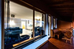 Posedenie v ubytovaní Apartament Szafir - Viva pod Giewontem Apartamenty