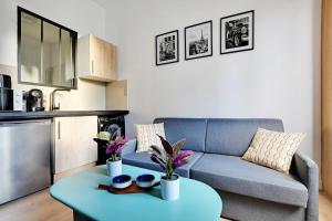 Зона вітальні в Charming apartment 2P1BR -Place d'Italie Cité Universitaire