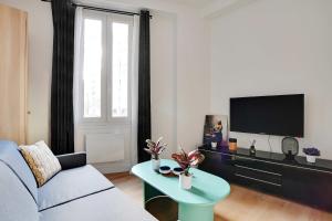 Зона вітальні в Charming apartment 2P1BR -Place d'Italie Cité Universitaire