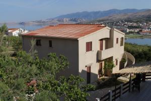 Fotografia z galérie ubytovania Apartments by the sea Pag - 6272 v destinácii Pag