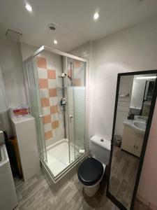 Kúpeľňa v ubytovaní Romantique - NeaSpace Vieux Nice