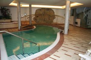 Bassein majutusasutuses Hotel Krone või selle lähedal