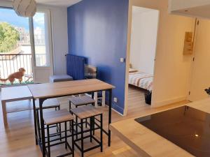 Zdjęcie z galerii obiektu Grenoble appartement pour 4 proche du centre ville w Grenoble