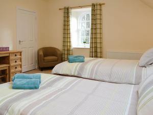 Легло или легла в стая в Home Farm Cottage