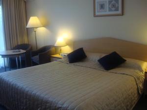 Cama o camas de una habitación en St Marys Park View Motel