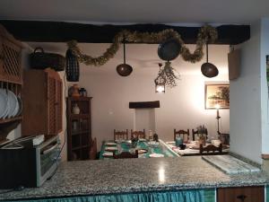 A kitchen or kitchenette at cortijo la laguna