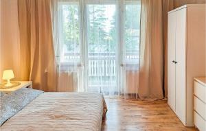 Katil atau katil-katil dalam bilik di 3 Bedroom Stunning Home In Stezyca