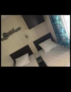 Posteľ alebo postele v izbe v ubytovaní Mobil home 4-6 personnes bord de mer Argeles sur mer camping équinoxe