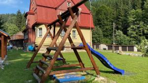 Herní místnost nebo prostor pro děti v ubytování Vila Vítkovice-Krkonoše