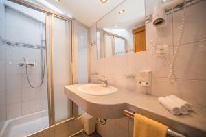 Un baño de Hotel Cresta