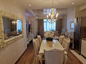Dapur atau dapur kecil di Beograd na Vodi - BW ARCADIA LUXURY