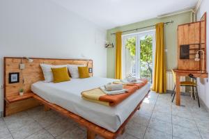 Posteľ alebo postele v izbe v ubytovaní Apartments Opacak Selce