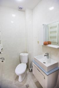 Kylpyhuone majoituspaikassa Kokhta house