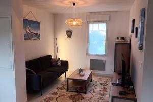 Zdjęcie z galerii obiektu Maison des Bois - T5 - 6 personnes w mieście Biscarrosse