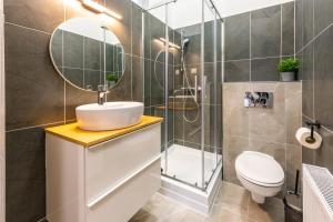 Deluxe Kazincy Apartment in the Heart of Budapest 1075 Budapest, 6 Kazinczy utca kép - 2