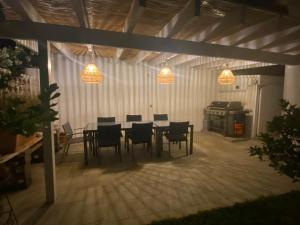 Posezení v ubytování 398-casa con piscina privada