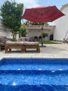 Bazén v ubytování 398-casa con piscina privada nebo v jeho okolí