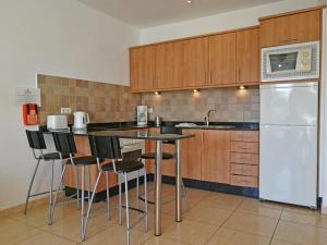 Kuchyň nebo kuchyňský kout v ubytování Tabaybas E8, central two bed PDC