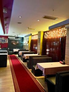 A seating area at Hotel Dunav