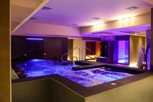 Bassein majutusasutuses Moma Hotel Wellness & Spa või selle lähedal