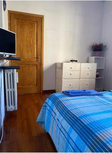 A bed or beds in a room at Casa tranquilla firenze