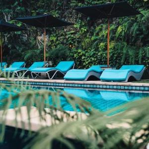 Piscina a JavaCove Beach Hotel o a prop
