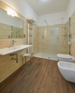 A bathroom at Foresteria La Torretta