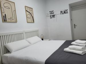 Posteľ alebo postele v izbe v ubytovaní CASA MILA SV guesthouse