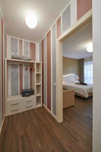 A bed or beds in a room at Foresteria La Torretta
