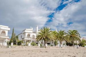 The building in which the holiday home is located