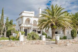A garden outside Casa Ancora by MarCalma