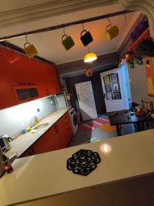 a kitchen with a sink and a counter top at Rahatlık şıklık ve konfor in Çekirge