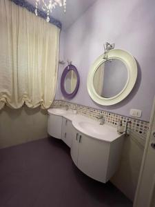 Et badeværelse på Appartamento a Casciana Terme