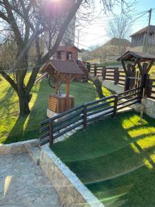 Zahrada ubytování Rtanjska kućica