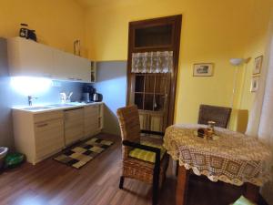 Kuchyň nebo kuchyňský kout v ubytování Villa Petterhof