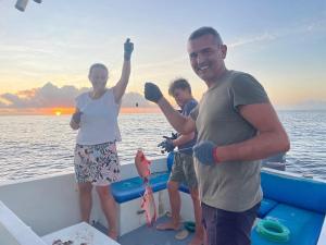 Gestir sem dvelja á Mathiveri Thundi Inn