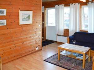 Fotografie z fotogalerie ubytování 4 person holiday home in MÅLØY-By Traum v destinaci Maloy