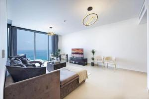 Gallery image of Blu Water Luxury Tow Bedroom Apartment - Marina in Dubai