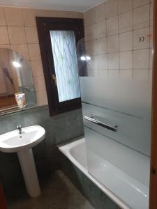 Koupelna v ubytování L'Artiga