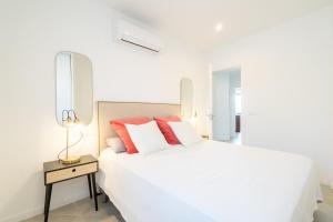 Ein Bett oder Betten in einem Zimmer der Unterkunft Seashore House " Es tamarells"