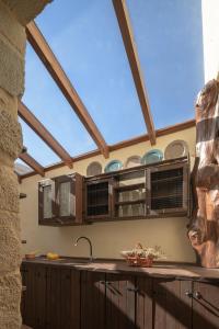 A kitchen or kitchenette at Nicole Villa, an Enchanted Gem, By ThinkVilla