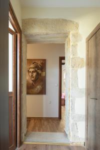 Kép Nicole Villa, an Enchanted Gem, By ThinkVilla szállásáról Embrószneroszban a galériában