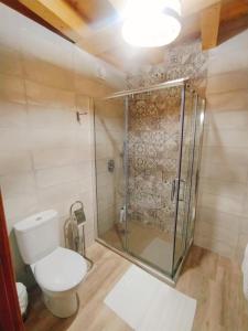 A bathroom at CASA RURAL LA TORRITA Még 17 kép